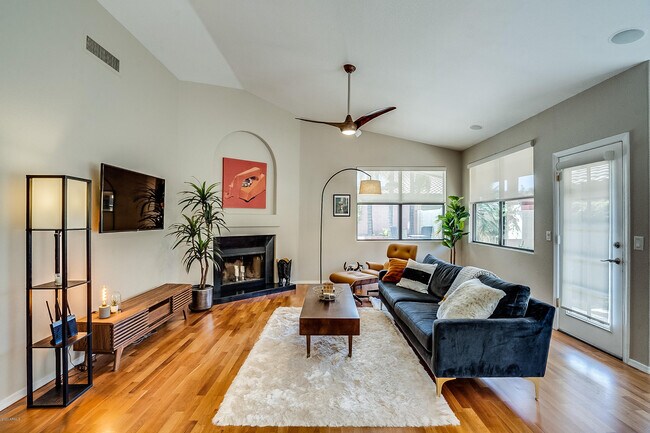 Foto del edificio - 16813 N 59th Pl