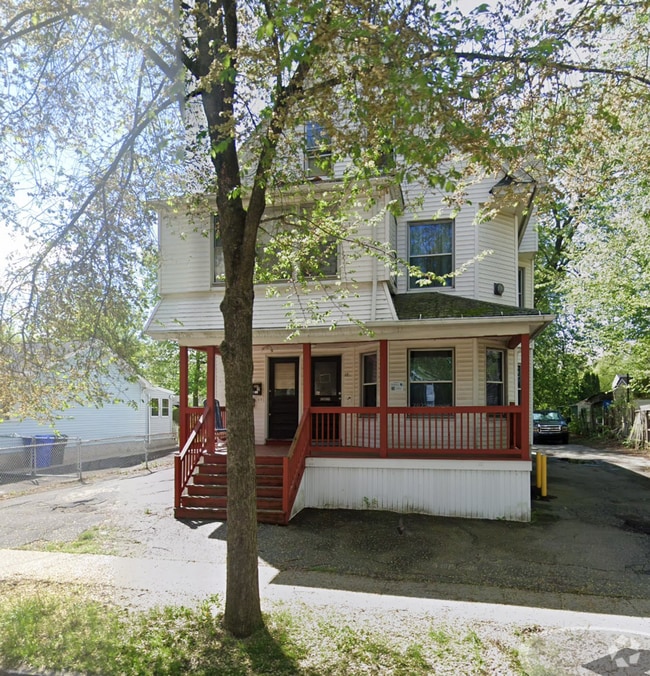 Building Photo - 17-19-19 Demond Ave