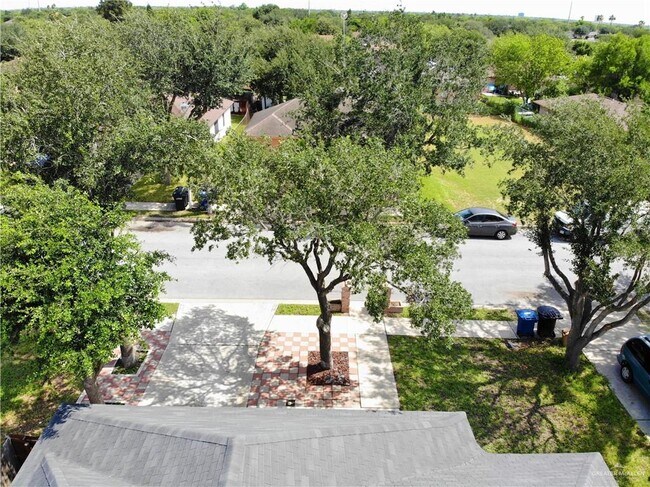 Foto del edificio - 16 Rosalva Ave