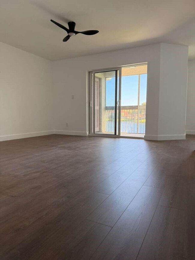 Building Photo - 788 NW 92nd Ave