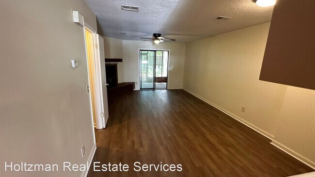 Foto del edificio - 3 br, 2 bath House - 901 Brett Drive E