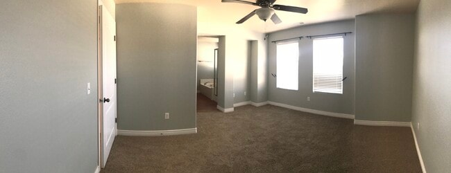 Building Photo - 3113 N Provence Ln Unit H2