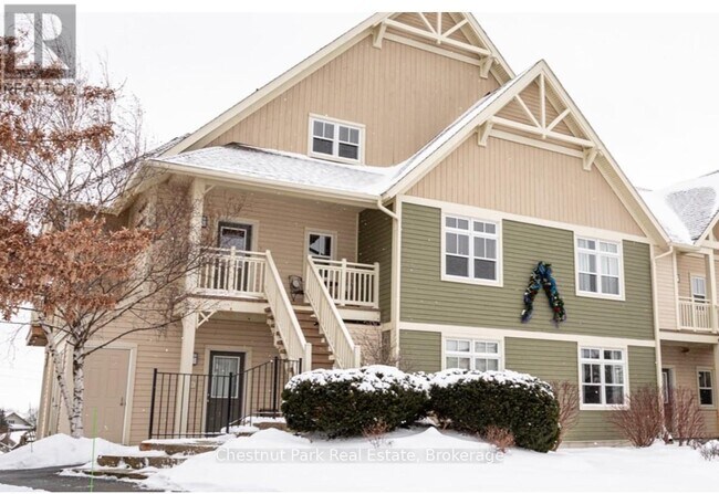 Building Photo - 125-125 Fairway Ct