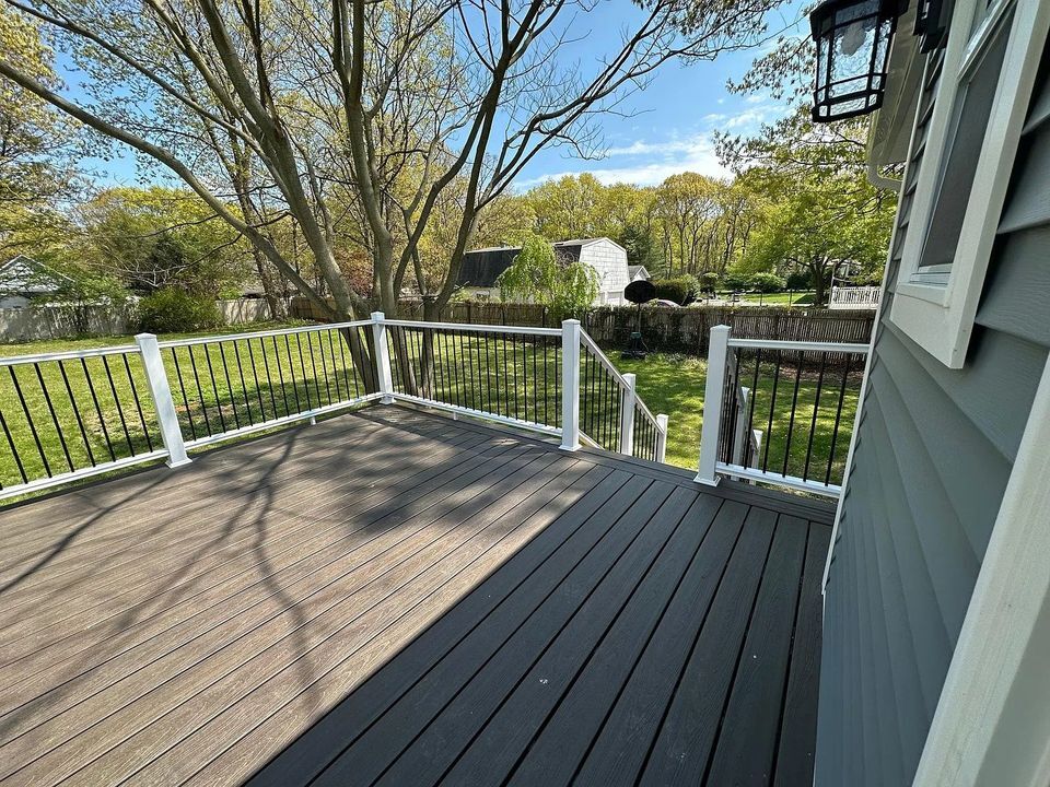 Primary Photo - 11 Winston Dr