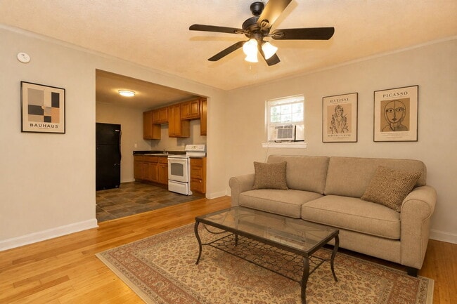 Building Photo - 5345 Lazard St