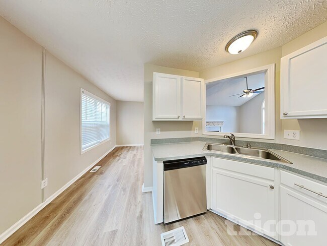 Building Photo - 119 Glenda Ct