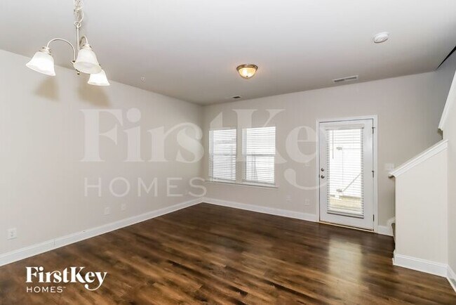 Foto del edificio - 9406 Village View Ct NW
