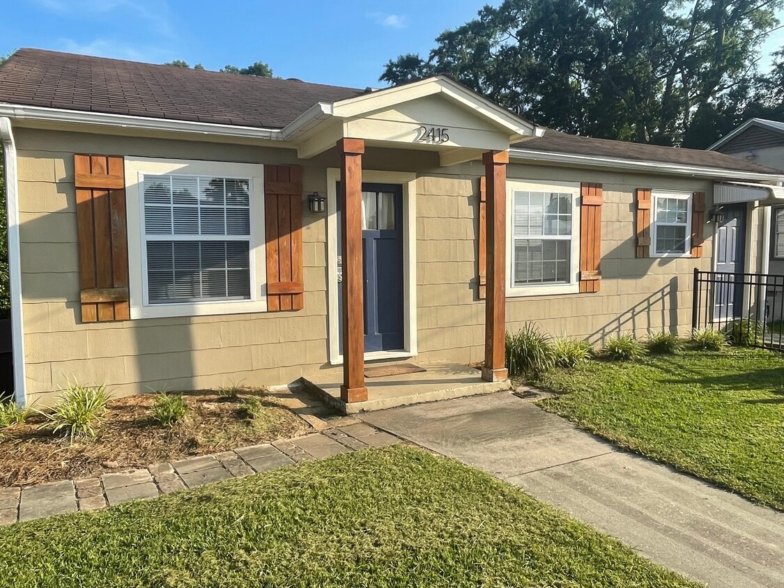 Front Door included a Keyless Door Lock, No Keys - Personal Door Code - 2415 Old North Hills St