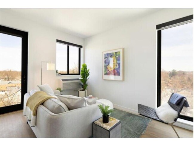 Building Photo - 4555 Minnehaha Ave