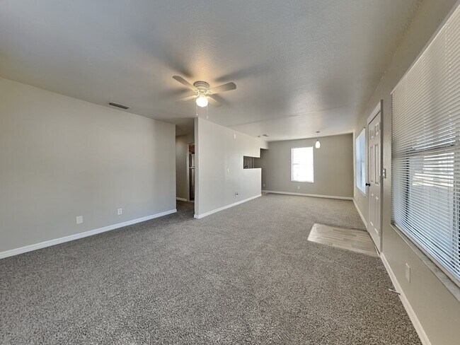 Foto del edificio - 3711 N 57th St