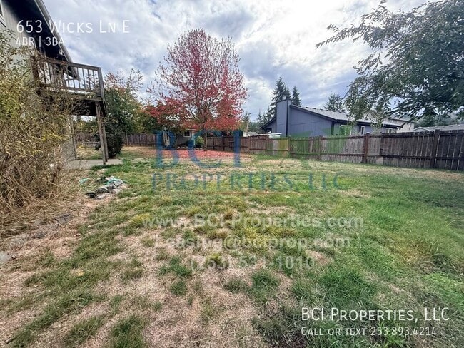 Foto del edificio - 653 Wicks Ln E