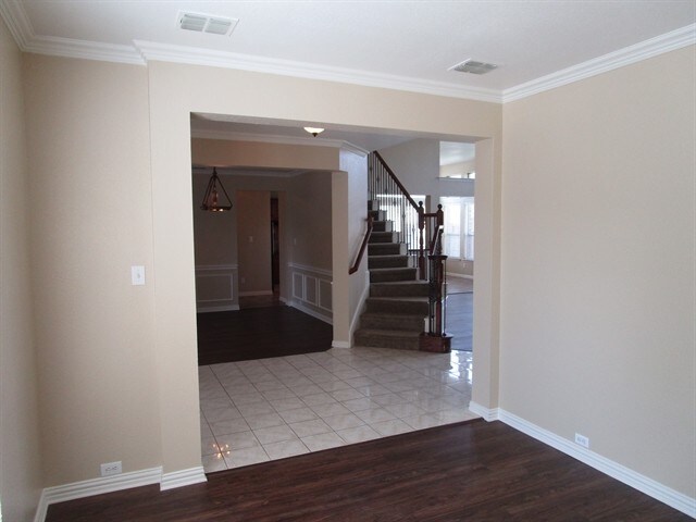 Building Photo - 6928 Catamaran Drive