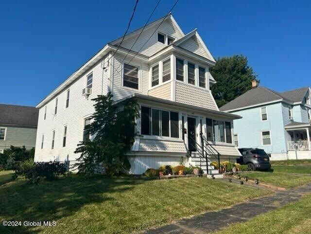 Primary Photo - 87 Sanford Ave