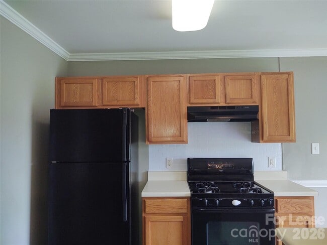 Foto del edificio - 7302 Woodbourne Ln