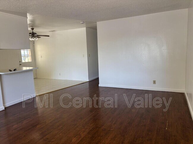 Foto del edificio - 1451 Denver Ave