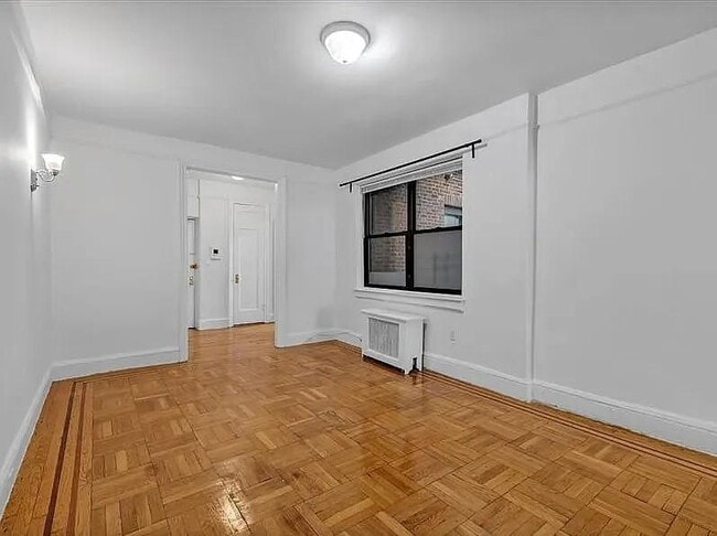 Foto del edificio - 402 Bay Ridge Pkwy