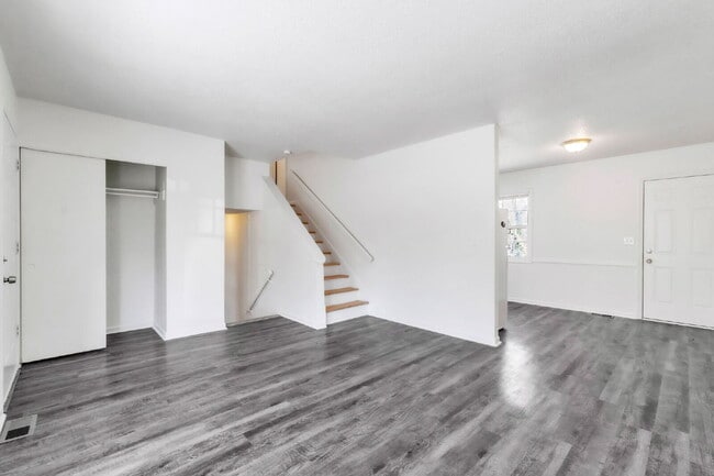 Building Photo - Spacious 4-Bedroom, 2-Bath Tri-Level Home with Multiple Living Levels $1675 /mo rent