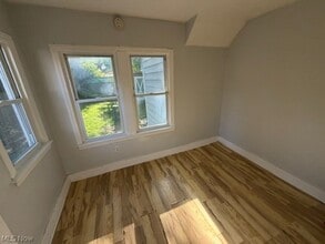 Building Photo - 3134 W 46th St