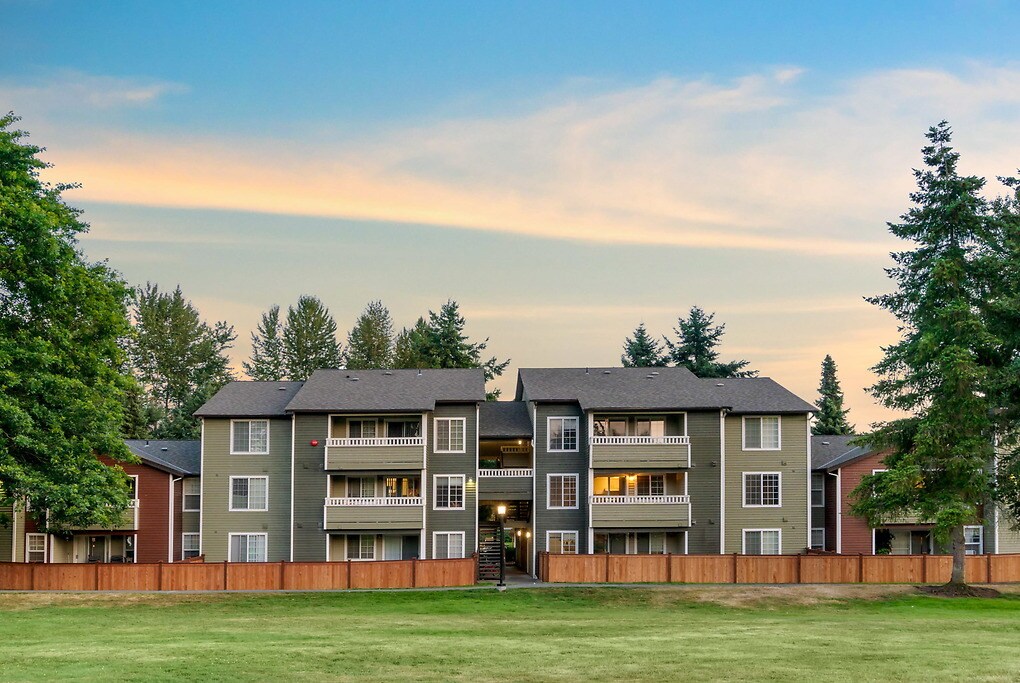 Primary Photo - Bothell Ridge