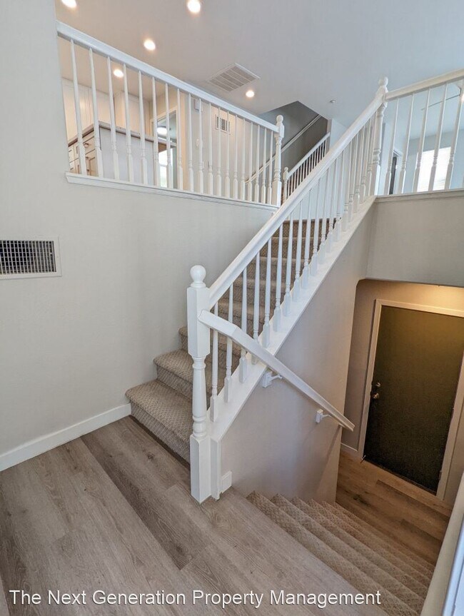Foto del edificio - 4 br, 3.5 bath House - 6488 ARBURY HALL CT