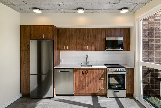 Interior Photo - Fremont View: Modern Classic Collection