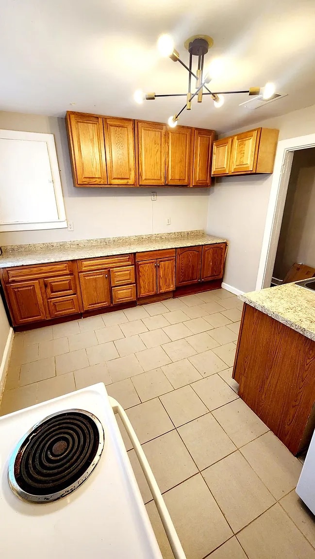 Foto del edificio - Room in Duplex on M.L.K. Jr Dr SW