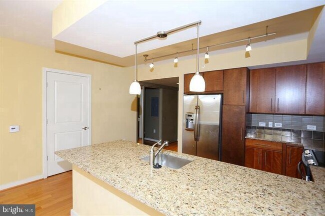 Foto del edificio - 1025 1st St SE