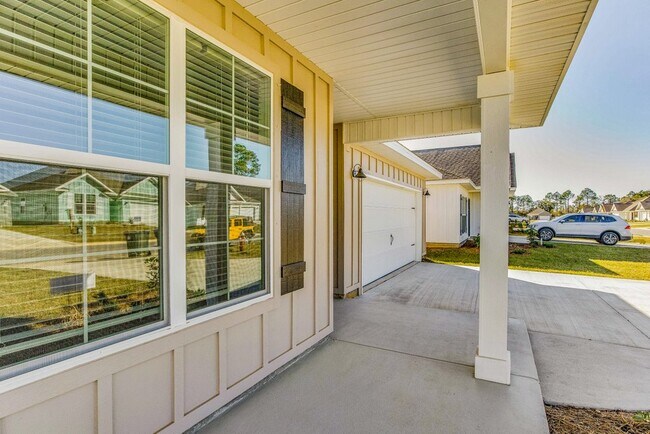 Building Photo - 7017 Whitetail Run Dr
