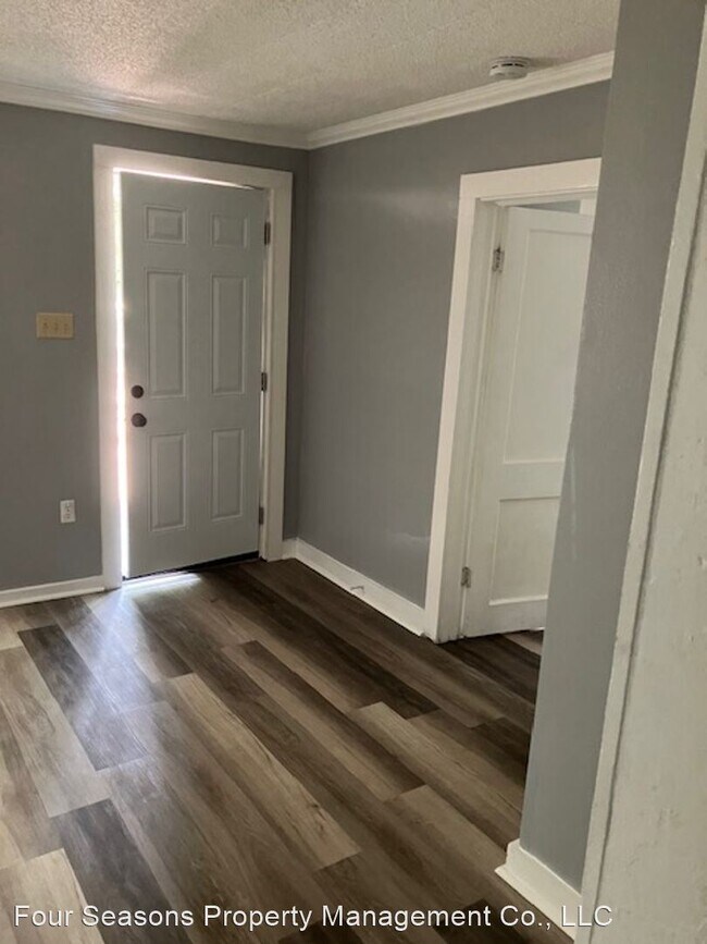 Foto del edificio - 1 br, 1 bath House - 2717 14th Avenue