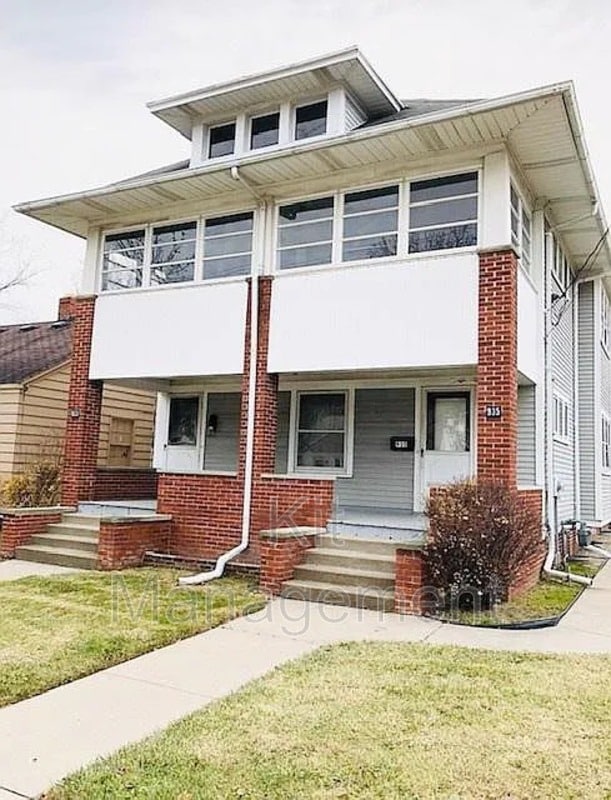 Building Photo - 933 Eleanor Ave