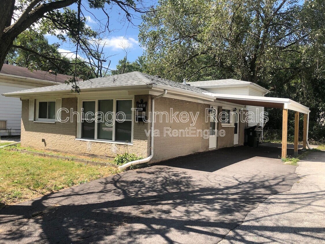 Foto principal - 16538 Park Ave