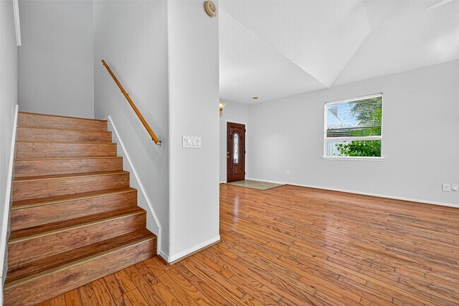 Foto del edificio - 2942 Blue Dawn Dr
