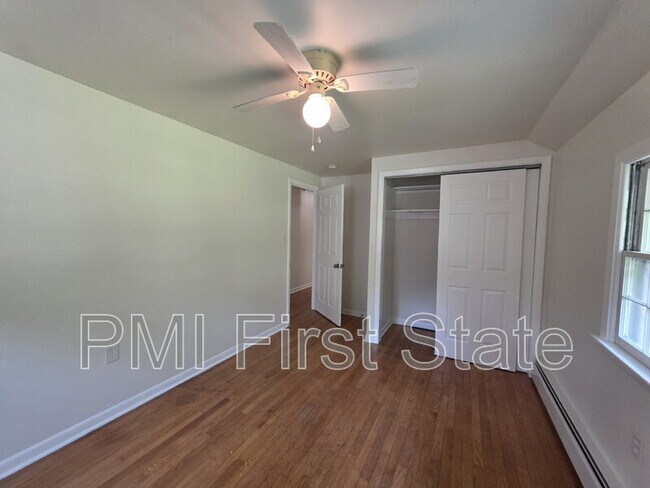 Building Photo - 24 Deer Run Dr
