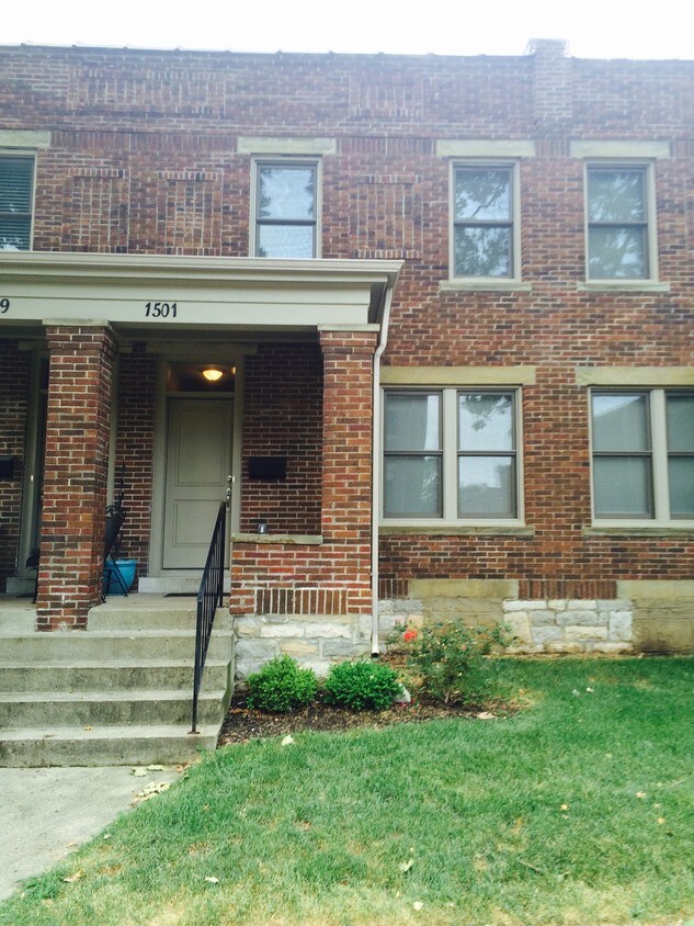 Front Enterance - 1501 N 5th St