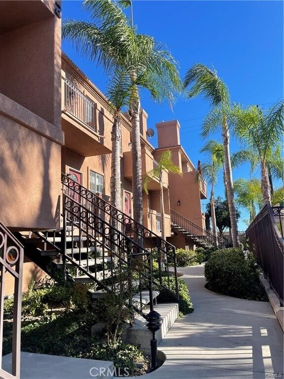 Foto principal - 21848 S Vermont Ave