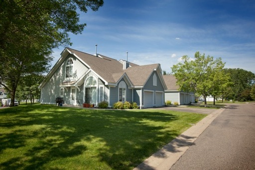 Building Photo - 2148 Hemlock Blvd