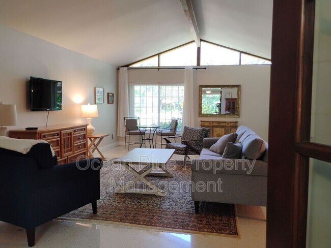 Foto del edificio - 3318 Valencia Rd