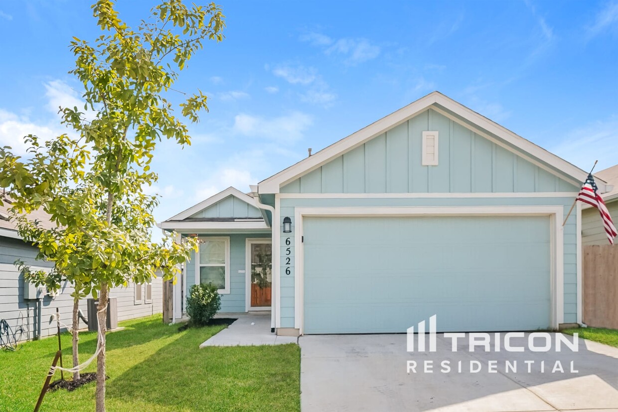 Foto principal - 6526 Beehive Drive San Antonio TX
