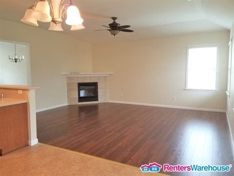Building Photo - Charming 4 Bedroom Home in Union City!!!