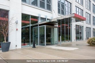 Building Photo - 50 Dey St