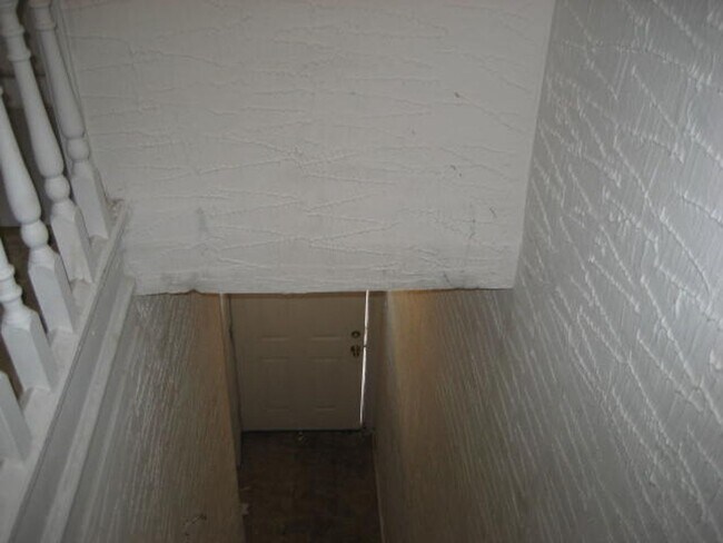 Foto del edificio - 5426 W Girard Ave