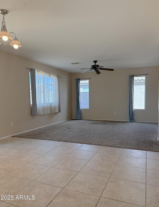 Foto del edificio - 1578 W San Tan Hills Dr