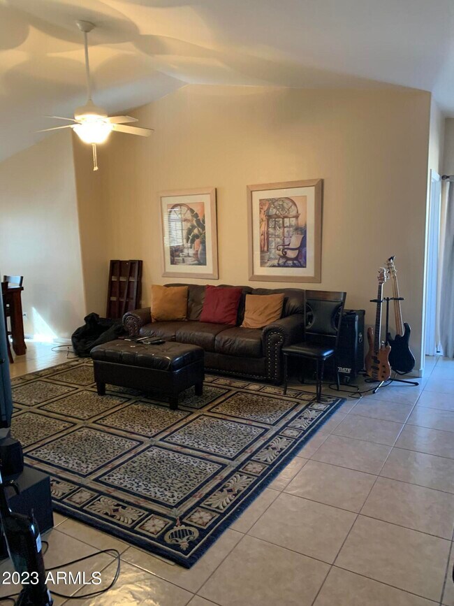 Building Photo - 43840 W Wild Horse Trail