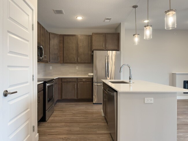 Interior Photo - The Landing at Legends