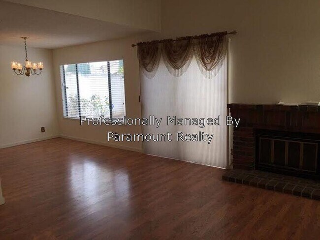 Building Photo - 1303 Muench Ct