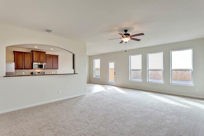 Foto del edificio - 1673 Breanna Ln
