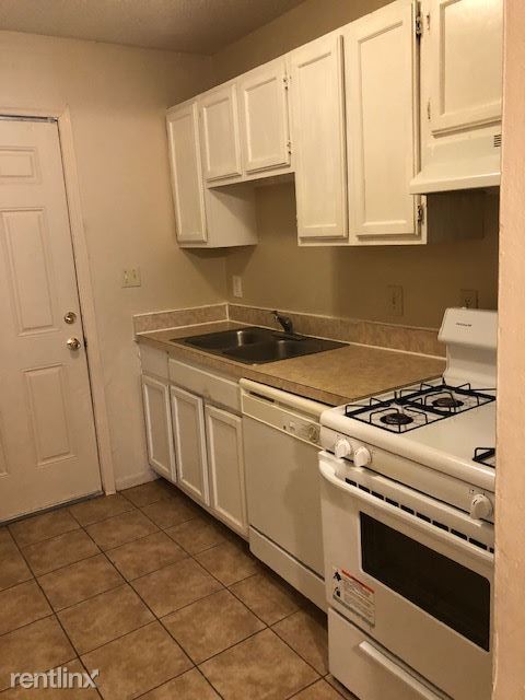 Building Photo - 3 br, 1.5 bath  - 3925 Overland Hts Apt D