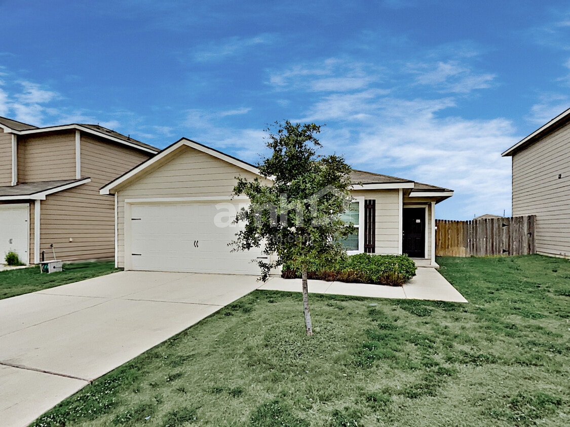 Foto principal - 7329 Canyon Light