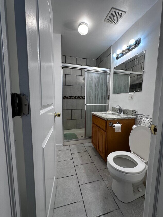 Primary Photo - 3011 S Parnell Ave