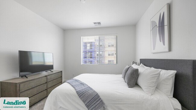 Foto del edificio - 2323 N 150th Dr